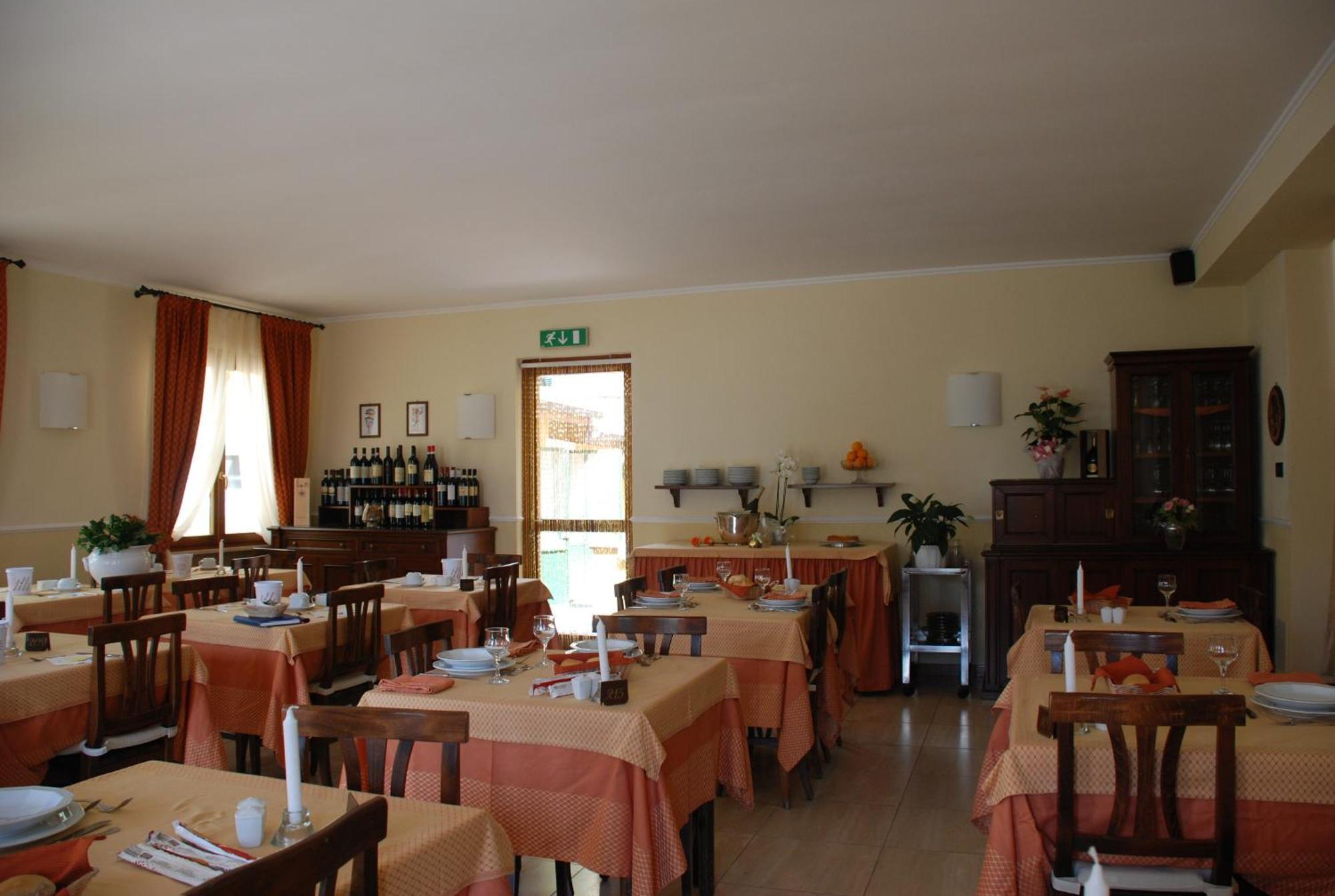 Hotel Primula Alassio Luaran gambar